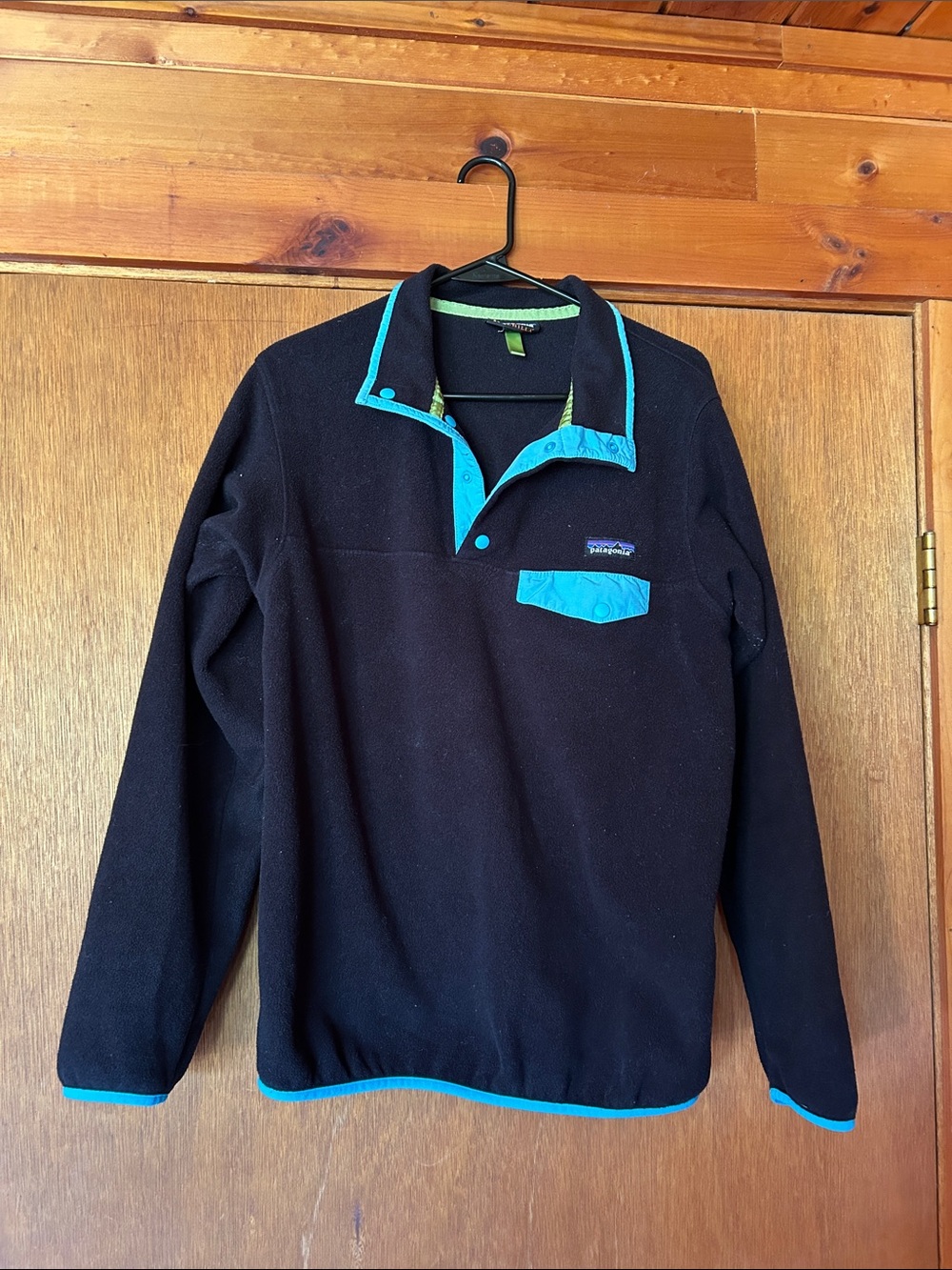 Patagonia Black Fleece Pullover with Teal Trim